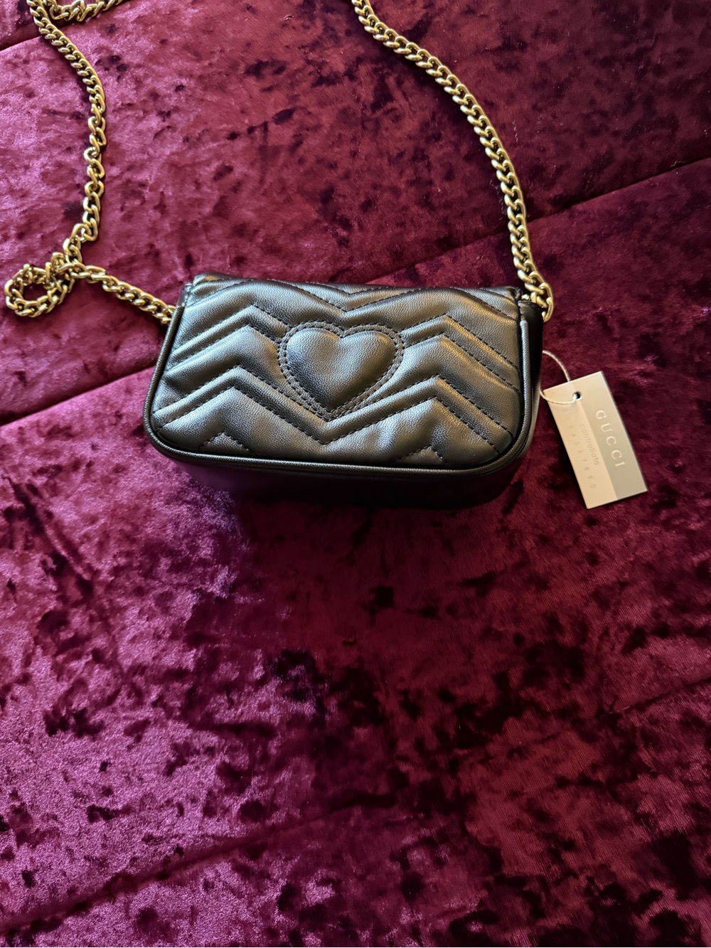 Source Unknown Black Quilted  mini Crossbody Bag with Gold Hardware - Picture 3 of 3